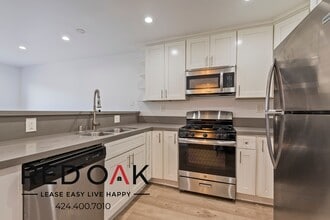 3540 Fletcher Dr in Los Angeles, CA - Building Photo - Building Photo