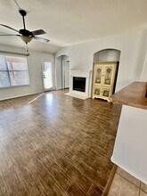 1044 Aviary Dr in Aubrey, TX - Building Photo - Building Photo