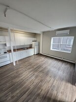 523-523 Prince St in Truro, NS - Building Photo