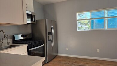 728 Norbert Dr, Unit 2 in San Bernardino, CA - Building Photo - Building Photo