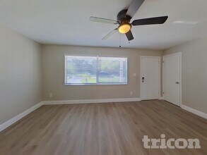 201 85th Ave N in St. Petersburg, FL - Building Photo - Building Photo