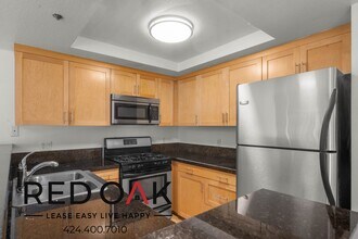 939 Palm Ave in West Hollywood, CA - Building Photo - Building Photo