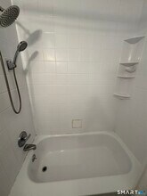 20 Cornell Rd in Danbury, CT - Building Photo - Building Photo