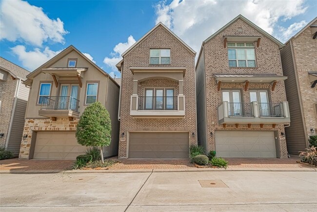 property at 8418 Oak Leaf Point Dr