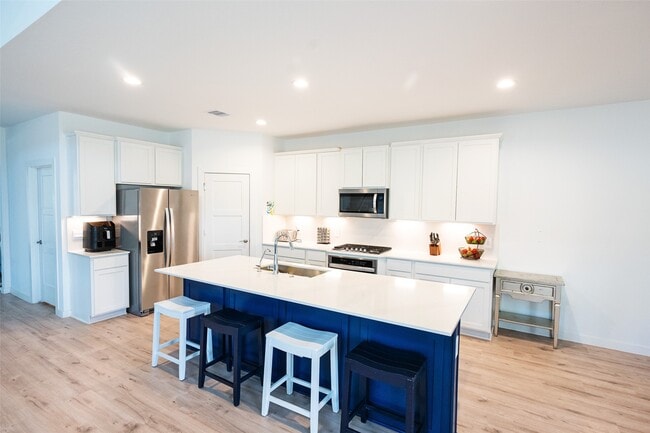 property at 14035 Vly Crk Ct