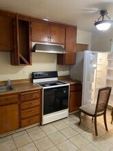 2714 N Blythe Ave in Fresno, CA - Building Photo - Building Photo