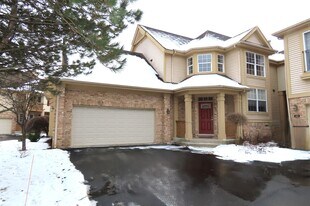 21 Spyglass Cir in Palos Heights, IL - Building Photo