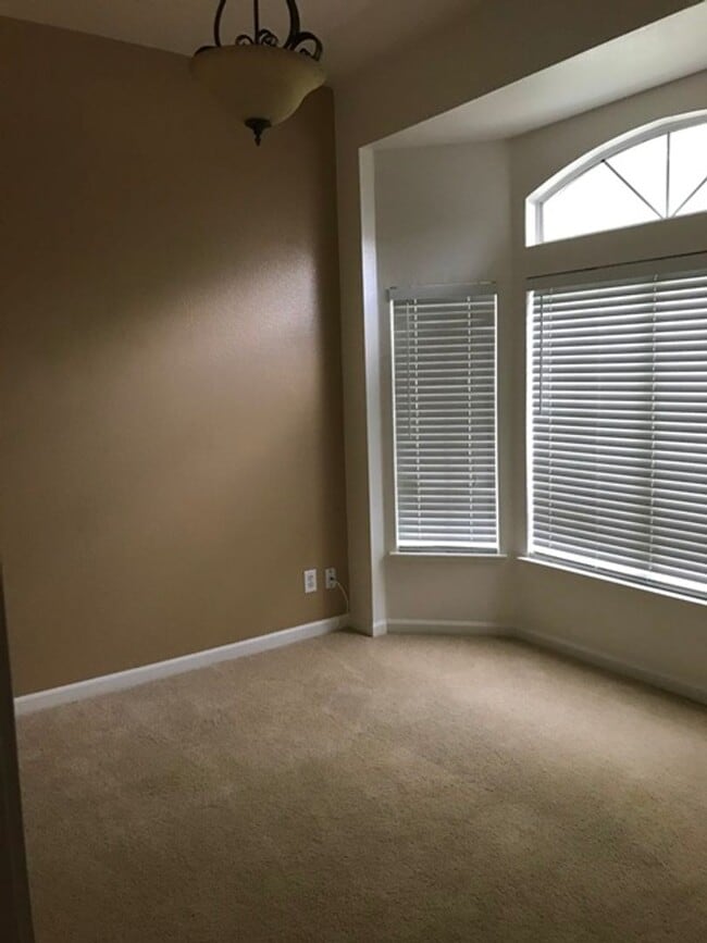 8334 Story Ridge Way