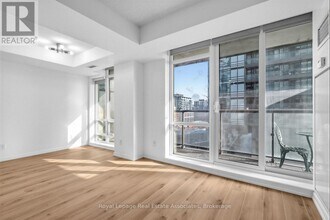 20 Joe Shuster Way in Toronto, ON - Building Photo - Building Photo