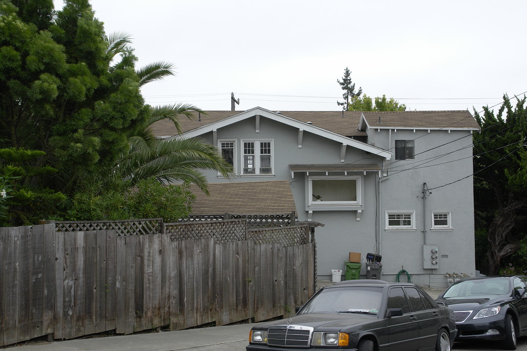 4302-4304 Evans Ave in Oakland, CA - Building Photo