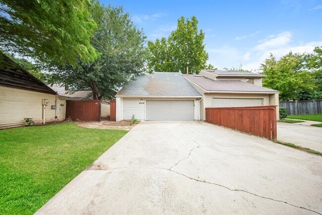 property at 12412 Chase End Ct
