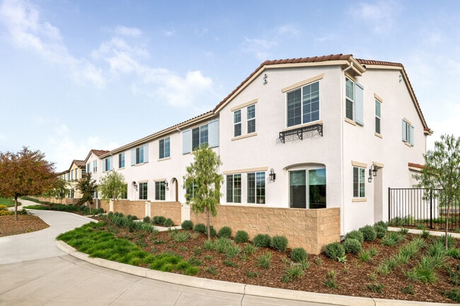 Tricon Elk Grove in Elk Grove, CA - Building Photo - Building Photo