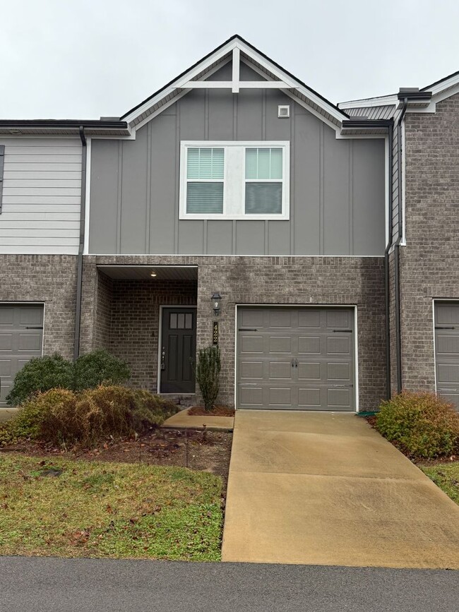 property at 422 Palmetto Dr