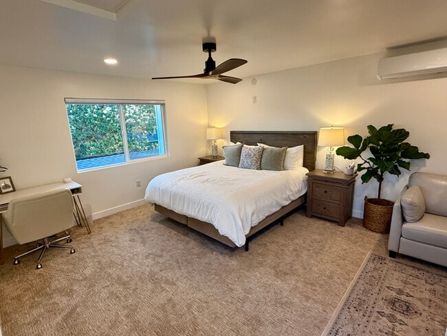 3432 Woodland Way