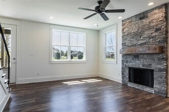 414 Traditions Blvd in Bowling Green, KY - Building Photo - Building Photo