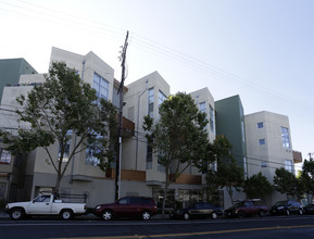 3960 Adeline St in Emeryville, CA - Building Photo - Building Photo