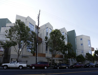 3960 Adeline St in Emeryville, CA - Foto de edificio - Building Photo