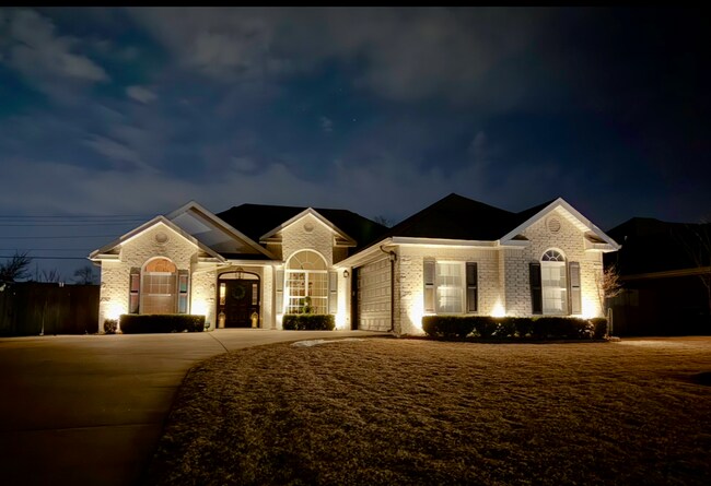1305 Sanford Dr in Bentonville, AR - Building Photo - Building Photo