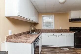 110 King Blvd in Mcdonough, GA - Building Photo - Building Photo