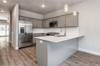 1510 N Gregg Ave in Fayetteville, AR - Building Photo - Building Photo