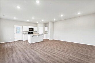 6814 Memphis in Bentonville, AR - Building Photo - Building Photo