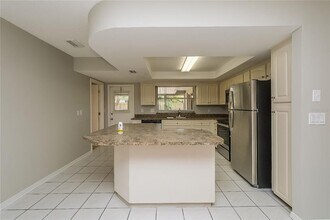 3103 Apricot St in Seffner, FL - Building Photo - Building Photo