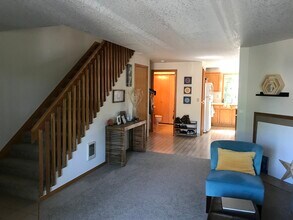 613 R St in Vancouver, WA - Foto de edificio - Building Photo