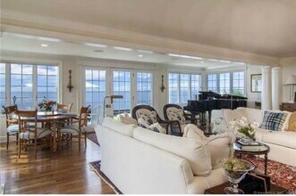 25 W Shore Dr in Old Saybrook, CT - Building Photo - Building Photo