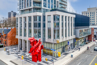 The Gloucester on Yonge in Toronto, ON - Building Photo - Building Photo