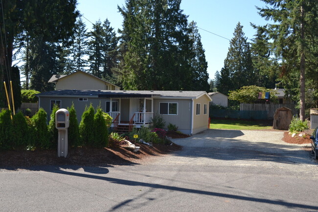 20238 101st St E in Sumner, WA - Foto de edificio - Building Photo