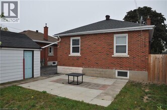 394 Talbot St in Hamilton, ON - Building Photo - Building Photo
