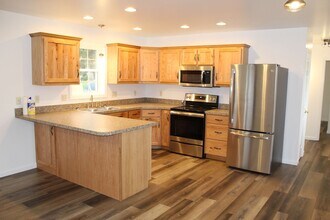 11560 Punch Bowl Rd in Mercersburg, PA - Building Photo - Building Photo