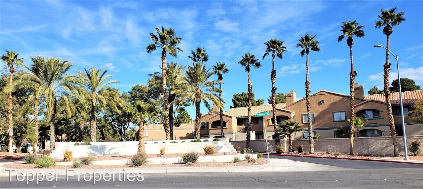 5261 Mission Carmel Ln-Unit -unit 107 in Las Vegas, NV - Building Photo