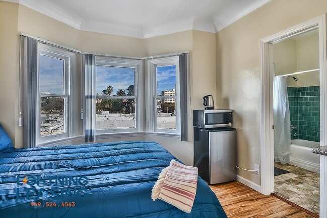 727 S Alvarado St in Los Angeles, CA - Building Photo - Building Photo