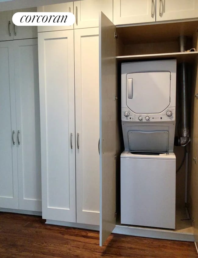 19 E 93rd St in New York, NY - Building Photo - Building Photo
