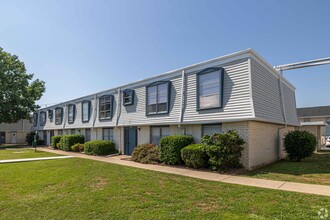 Higdon Ferry Apartments in Hot Springs, AR - Foto de edificio - Building Photo