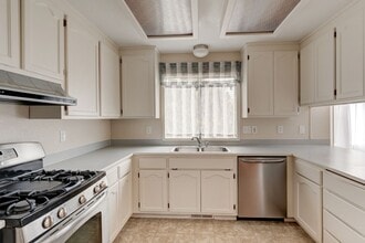 1119 SW Klickitat Terrace in Oak Harbor, WA - Building Photo - Building Photo