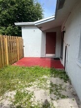 2675 Lake Haven Rd in West Palm Beach, FL - Building Photo - Building Photo