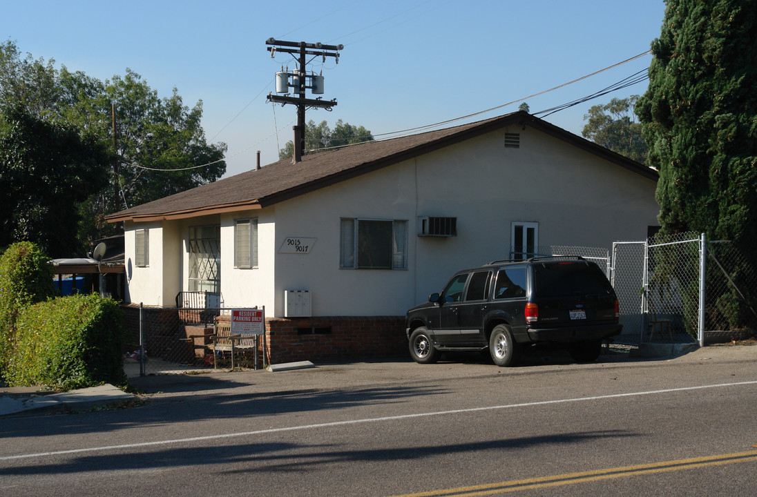 9015-9017 Campo Rd in Spring Valley, CA - Building Photo