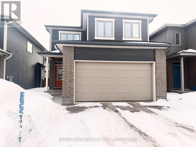 338 Barrett Farm Dr in Ottawa, ON - Building Photo - Building Photo