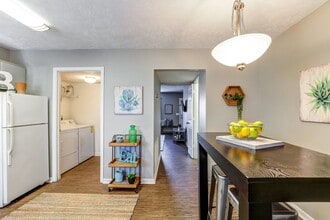 The Block Townhomes in Starkville, MS - Building Photo - Building Photo