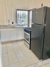6551 S Vermont Ave in Los Angeles, CA - Building Photo - Building Photo