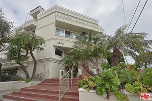 1440 23rd St, Unit 309 in Santa Monica, CA - Building Photo