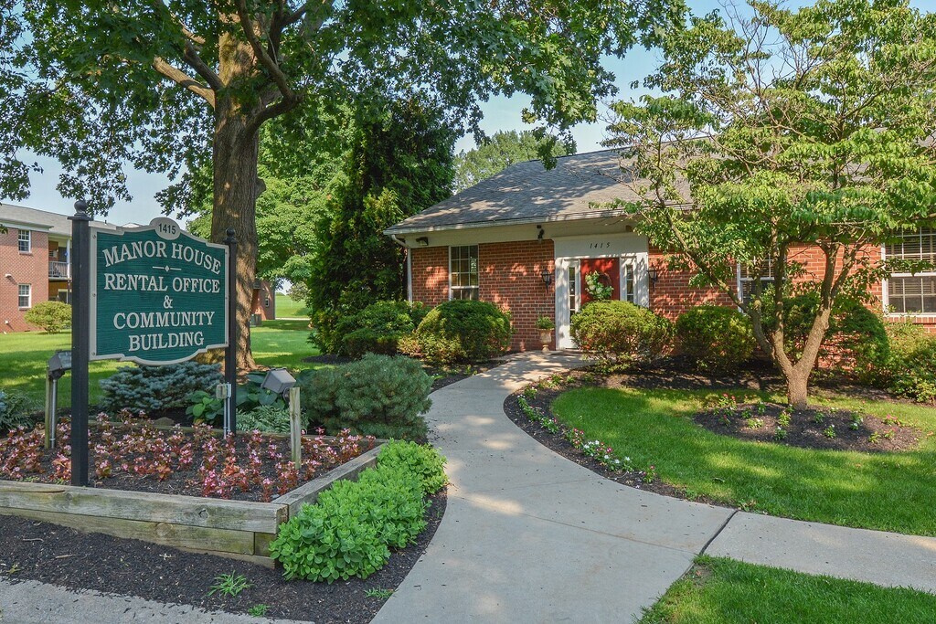 Manor House Apartments Lancaster PA Apartments manor-house-apartments-lancaster-pa-apartments