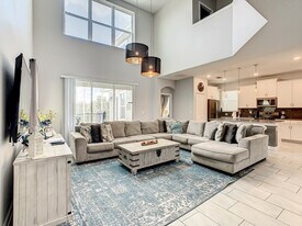 8150 Cabot Cliffs Dr in Kissimmee, FL - Building Photo