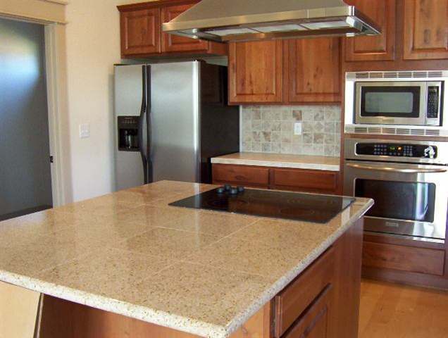 12130 W Coleen Ct in Boise, ID - Building Photo - Building Photo