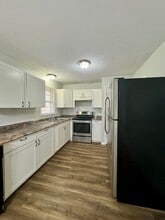 11700 E 56 St in Raytown, MO - Building Photo - Building Photo