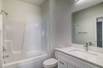 3239 Fairfax St in Eau Claire, WI - Building Photo - Building Photo