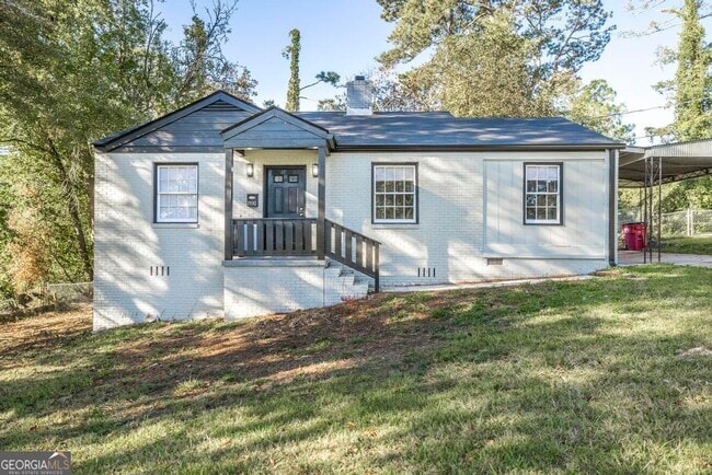 property at 1930 Northbrook Ave