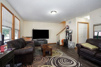 749 Dolbee Ave SE in Grand Rapids, MI - Building Photo - Building Photo